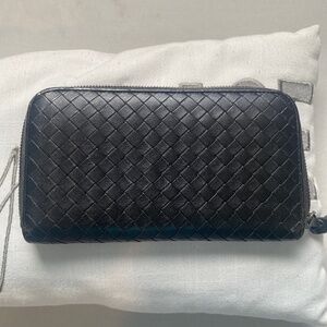 Unique Black/Metallic interior Bottega Veneta zippy long wallet